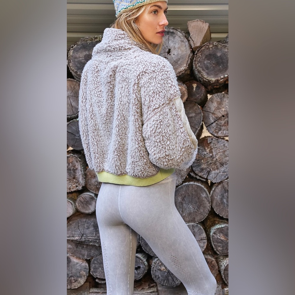 🍁SOLD🍁FP High -Rise 7/8 Length Good Karma Leggings Sz. Xs/s Color: Ice Grey - Picture 6 of 8